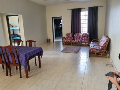 Condominium For Sale in Kondominium Kristal