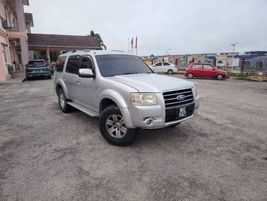 Ford Everest TDCi 4x4 XLT in Kuala Krai, KTN