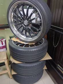 RIM Maverick with Tyre