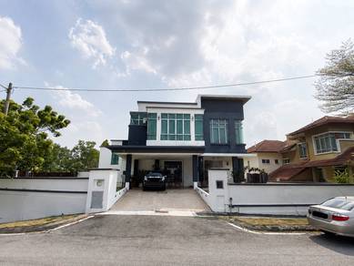 Bungalow House For Sale in Rawang,SGR