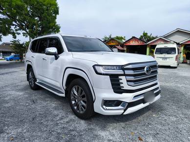 Toyota Land Cruiser ZX in Kepong, KUL
