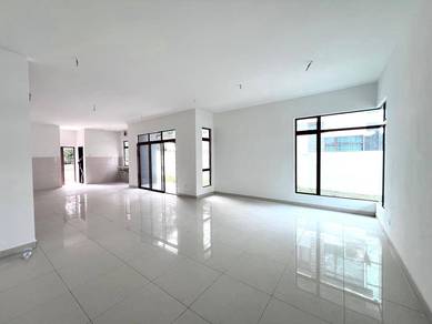 Semi-Detached House For Sale in Bangi,SGR