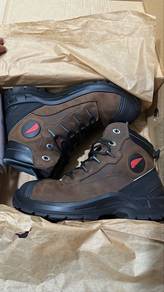 Redwing 3228