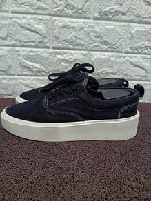 Uk6 Fear of God Canvas Platform