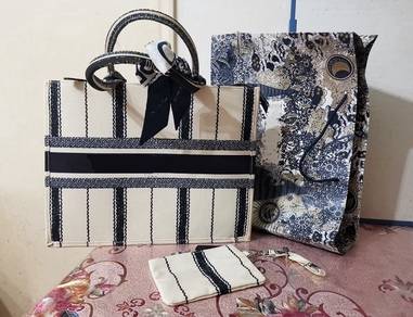 Preloved Lady’s Tote Bag. Beg Jinjing Wanita