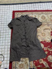 brown top