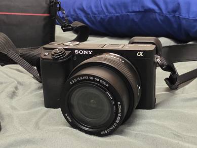 sony a6400 kit (16-50 OSS II) for sale