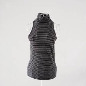Victoria's Secret Tuttle neck halter top