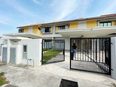 2-storey Terraced House For Sale in Banting,SGR