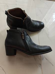camel active genuine leather boots