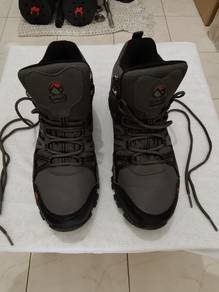 Hiking shoes Gelert waterproof 