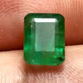 Batu Zamrud Zambia Asli - EMERALD KOD ZZ004