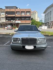 Mercedes Benz 230E  in Kuching, SWK