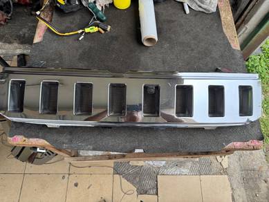 No 13-10-40 Honda Crossroad RT3 Front Grill Jpn