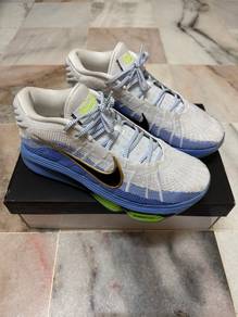 Nike GT hustle 3