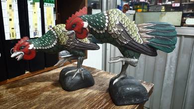 Hand-carved wooden Rooster with a painted finish