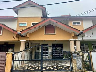 2-storey Terraced House For Sale in Chukai,TRG