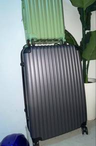 Luggage 28” 