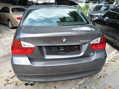 BMW 325i 25i (CKD) in Georgetown, PNG