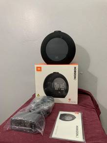 JBL Horizon 2 Bluetooth Clock Radio