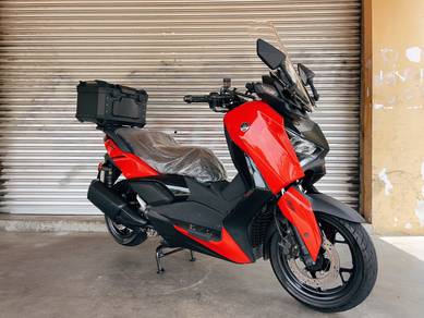 Yamaha XMAX