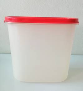 Tupperware Oval