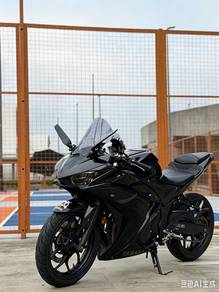 Yamaha R25
