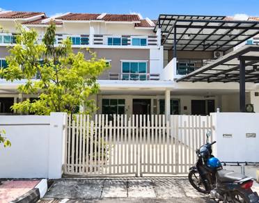 3-storey Terraced House For Sale in Balik Pulau,PNG