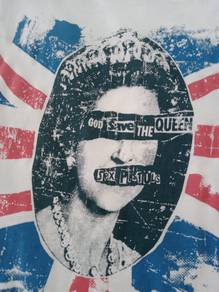 Pistols UT Uniqlo God Save the Queen rock t-shirt