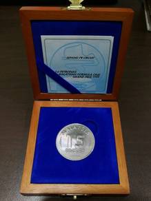 Sepang F1 Circuit 1999 RM15 Coin in Wooden Box