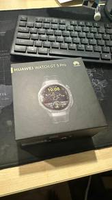 Huawei GT 5 Pro
