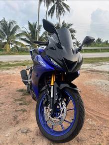 Yamaha R15