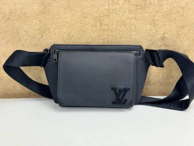 [RAYA SALES] Louis Vuitton M57081 Takeoff Sling