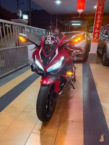 Honda CBR650R