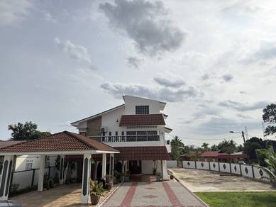 Bungalow House For Rent in Ampangan,NSN