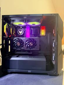 PC Gaming, Ryzen 7 5700X AMD RX7600 XT 32GB RAM