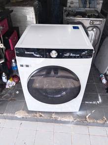 Samsung 2in1 front load hot washer dryer 8.5/6.k