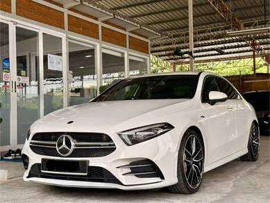 Mercedes Benz A35 35 AMG in Old Klang Road, KUL