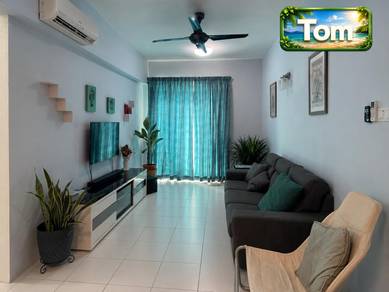 Condominium For Sale in Pinang Laguna