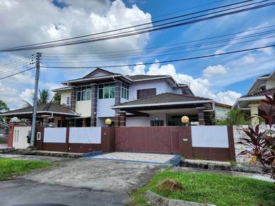 Semi-Detached House For Sale in Kuching,SWK