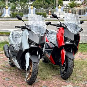 Yamaha XMAX