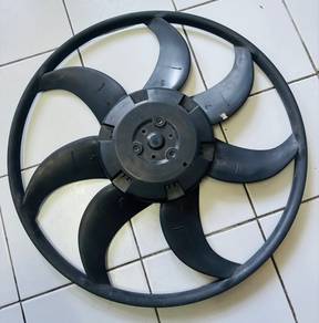Radiator Fan Blade Mercedes w211 for sale.