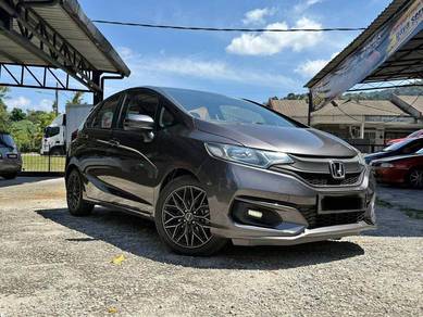 Honda Jazz V in Kuantan, PHG