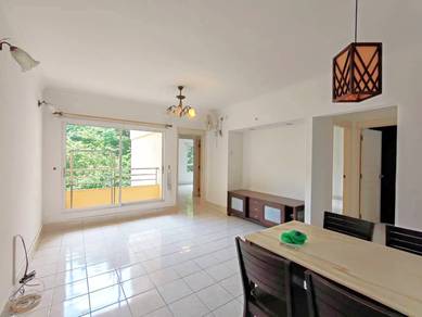 Condominium For Sale in Greenlane Park