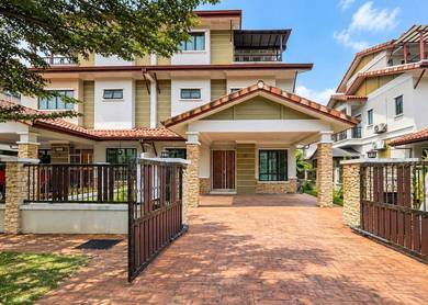 Semi-Detached House For Sale in Bangi,SGR