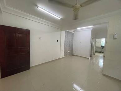 Flat For Rent in Taman Saujana Permai