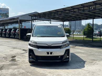 Toyota Voxy ZS in Gombak, SGR