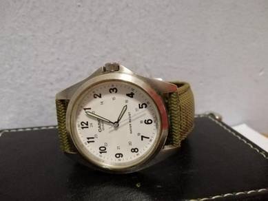 Vintage Casio Watch