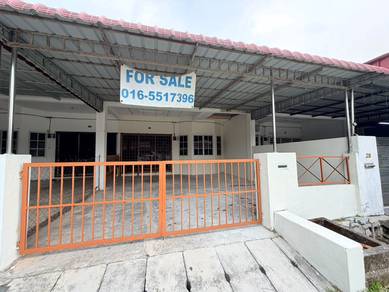 Terraced House For Sale in Chemor,PRK