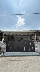 1-storey Terraced House For Sale in Lunas,KDH